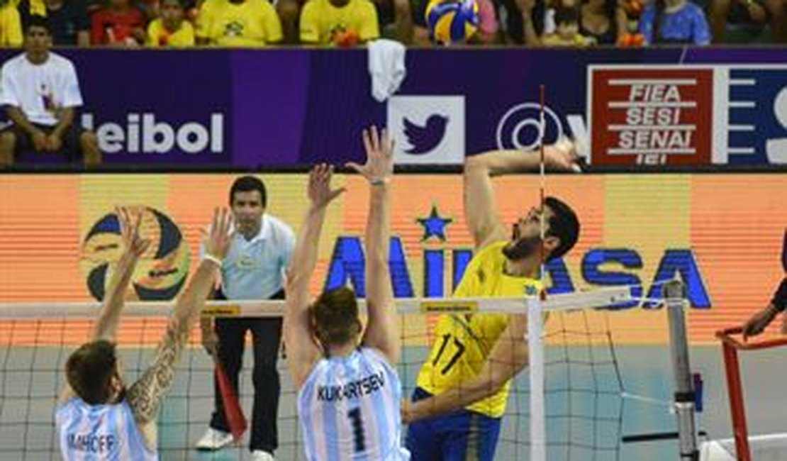 Em Maceió, Brasil vence a Argentina e é campeão Sul-Americano de vôlei