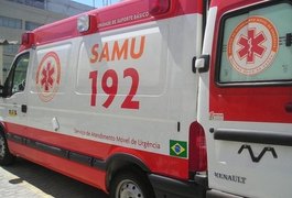 Colisão entre moto e carro deixa feridos entre São Sebastião e Penedo