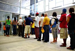 Procon Arapiraca deflagra Operação Fiscal do Tempo em agências bancárias do município