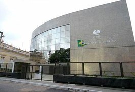 Justiça mantém bloqueio das contas do prefeito de Porto Real do Colégio