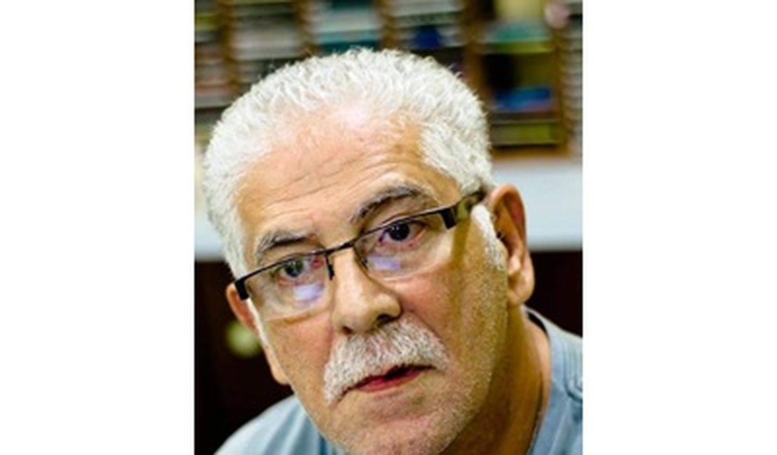 Rui Agostinho, cantor e radialista da Educativa FM morre vítima da covid-19 em Maceió