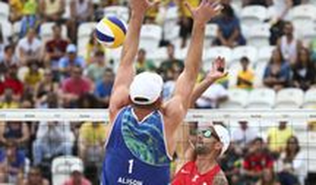 Alison e Bruno perdem para dupla austríaca no vôlei de praia
