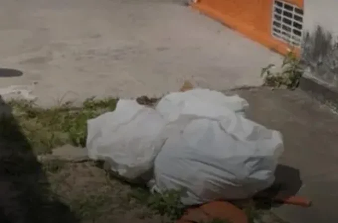 Imagens registram pai abandonando bebê encontrado morto em sacola plástica no Sertão alagoano