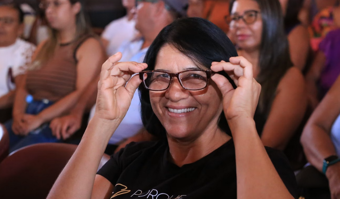 Programa Sua Vida com Um Novo Olhar beneficia cerca de 5 mil pessoas em Penedo em 2025