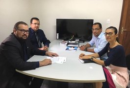 Defensoria solicita informações ao MEC sobre impasse entre a Cesama e a Unirb