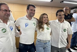 Após expectativas, Luciano Barbosa oficializa candidatura e anuncia Rute Nezinho como vice em Arapiraca; assista