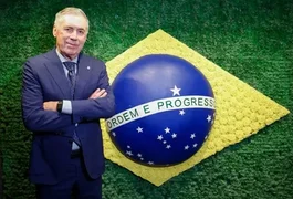 CBF renova contrato de Carlo Ancelotti até 2030