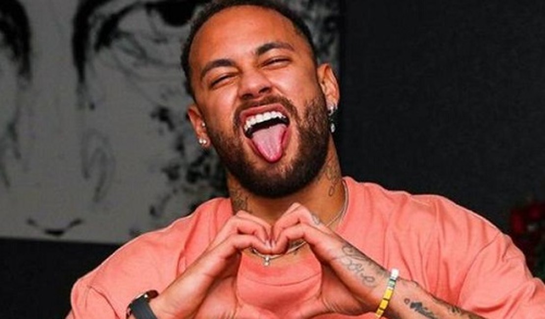 Neymar Jr. diz que vai namorar e marca influencer: ''Só falta ela saber''