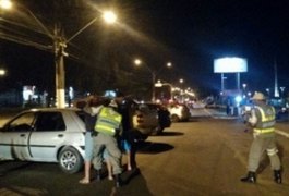 Operação prende 3 condutores e apreende 12 veículos em Maceió