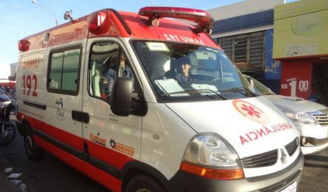 Jovem de 26 anos é baleado por indivíduos numa motocicleta no bairro Santa Esmeralda