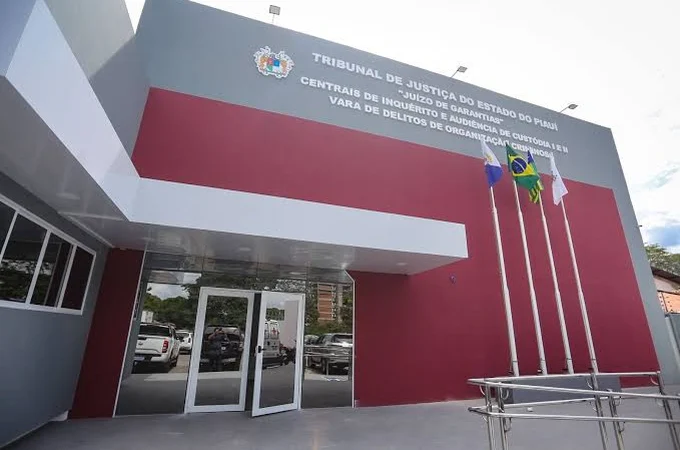 Cantor de banda de forró é preso suspeito de esfaquear companheira