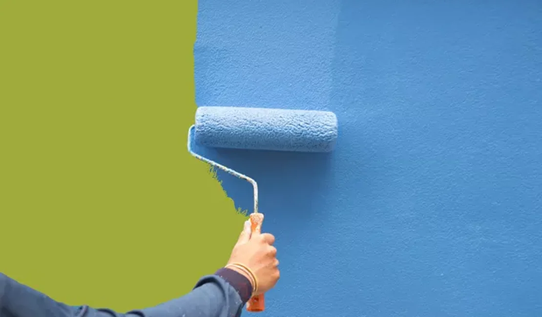 Pintor lesiona couro cabeludo e sofre fratura no pé após levar choque elétrico e cair de escada em Marechal