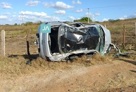 Acidente entre dois carros deixa feridos na AL-115, no Agreste alagoano