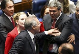 Em nota, Renan diz ter interferido por Gleisi e Paulo Bernardo no STF