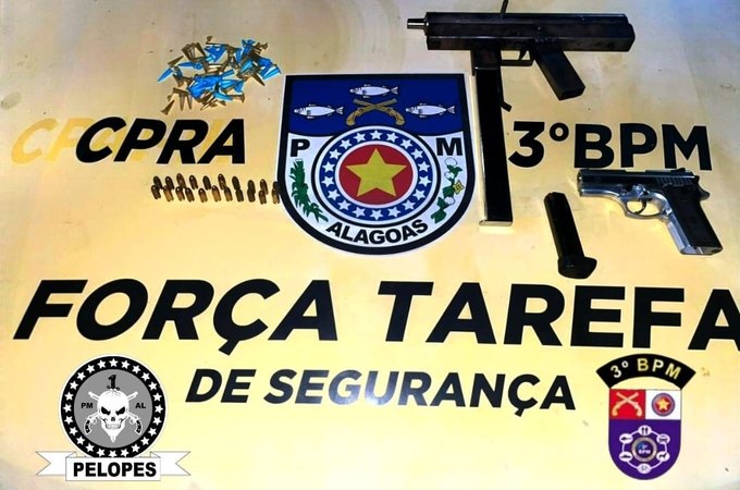 Indivíduo é preso com pistola, submetralhadora e cocaína durante abordagem, em Arapiraca
