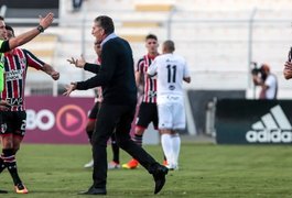 Com expulsão polêmica, São Paulo perde para Ponte Preta