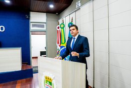 Rui Palmeira denuncia desperdício de R$ 200 milhões por ano em gastos da Prefeitura de Maceió