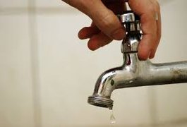 Conserto de vazamento em adutora poderá causar falta de água