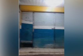 VÍDEO. Populares flagram estabelecimento comercial arrombado no Centro de Arapiraca