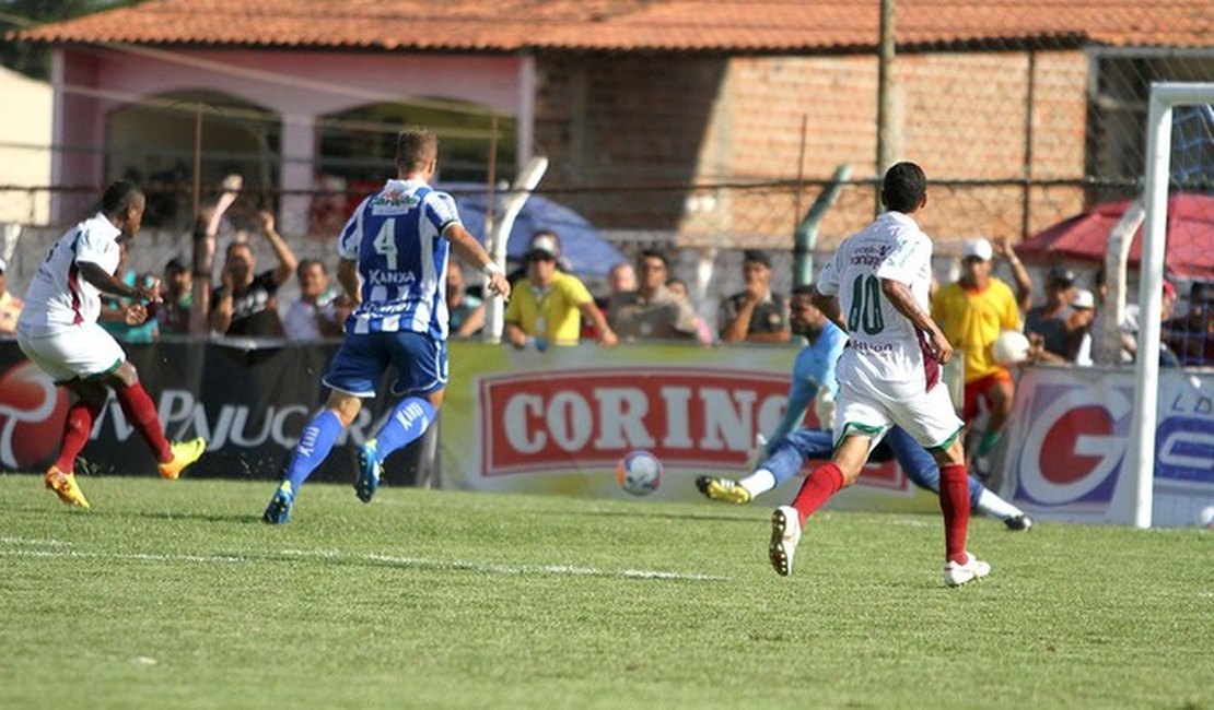 CSE vence o CSA com dois gols de Zé Paulo