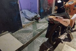 Atentado a tiros em bar deixa um homem morto e outro ferido, em Arapiraca