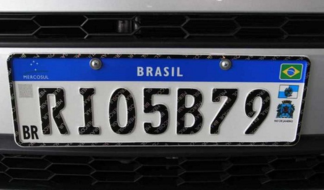 Após suspensão, Presidente do STJ libera adoção de placas de veículos do Mercosul