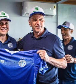 Ex-presidente do Flamengo, Rodolfo Landim apresenta proposta por SAF do Confiança