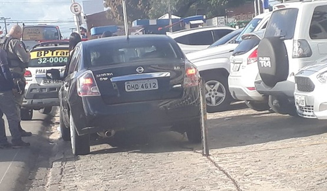 VÍDEO. Funcionário da OAB é baleado por militar após discussão em estacionamento