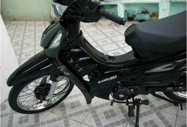 Garoto de 15 anos é flagrado embriagado pilotando moto em Arapiraca