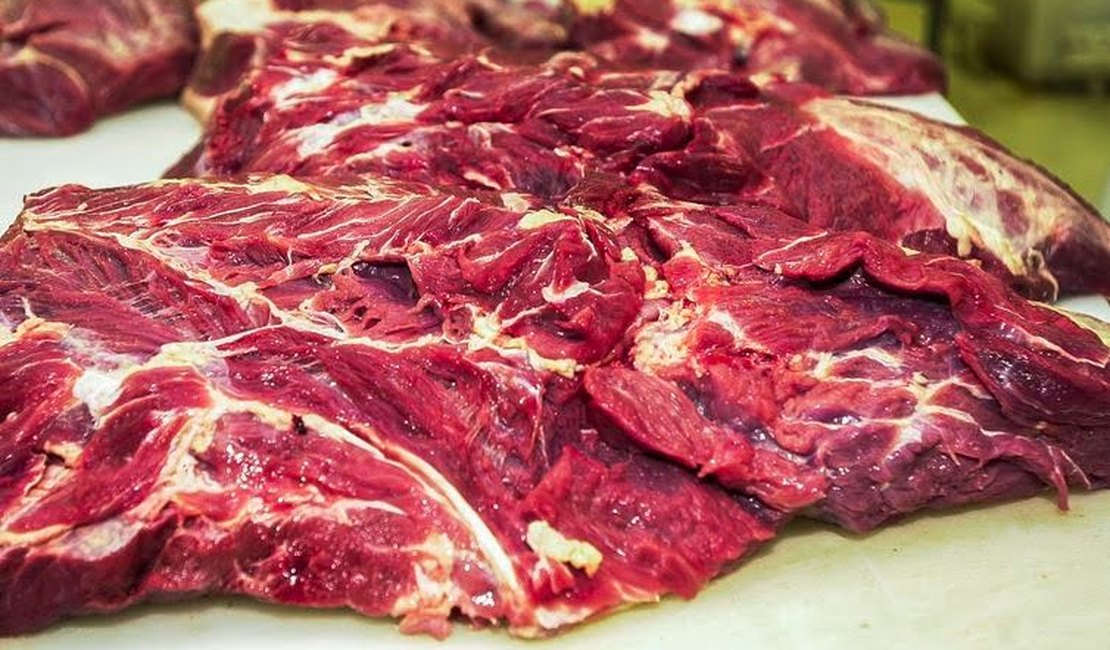 Preço da carne cai para o consumidor, diz Ministério da Agricultura