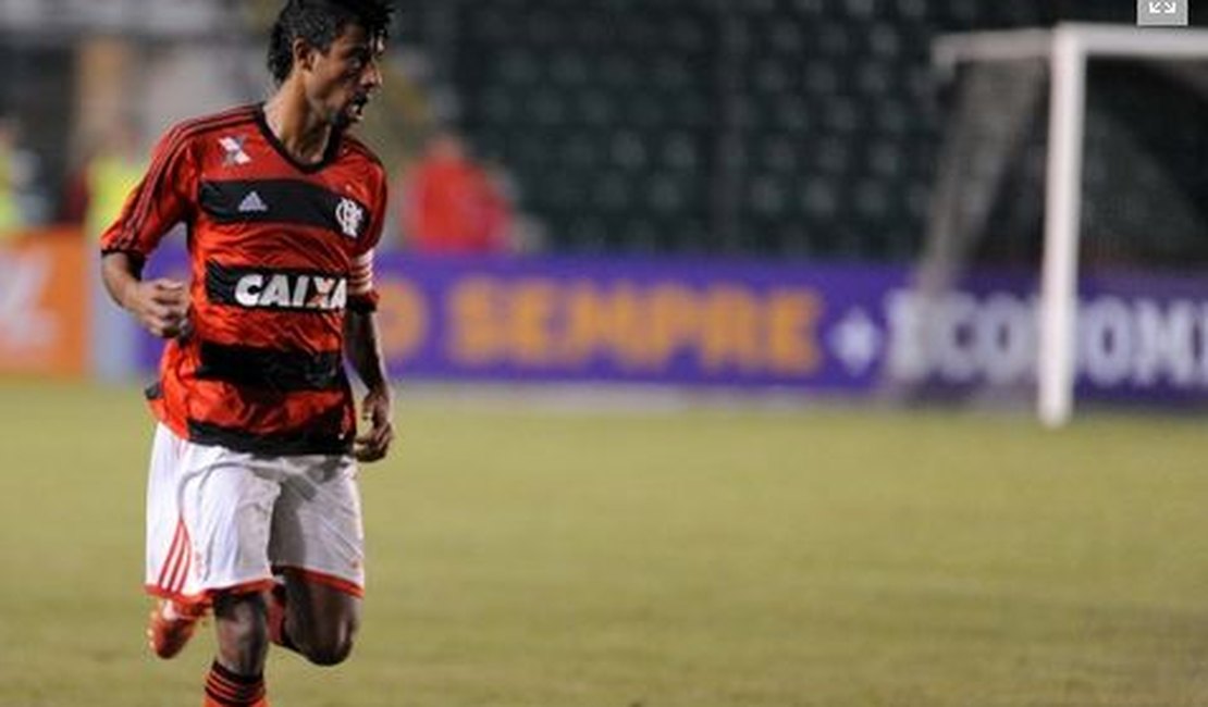 Léo Moura quer Fla jogando sem afobação contra o ASA-AL