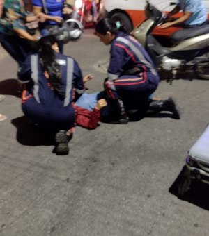 Colisão envolvendo duas motocicletas deixa uma mulher ferida, em Arapiraca