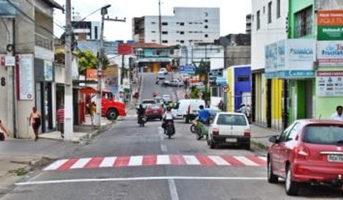 SMTT intensifica sinalização horizontal em vias de acesso e Centro