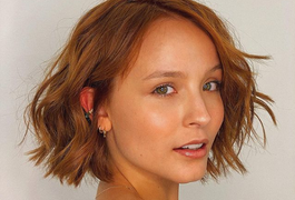 Larissa Manoela comemora transplante capilar: 'Iniciamos o processo'