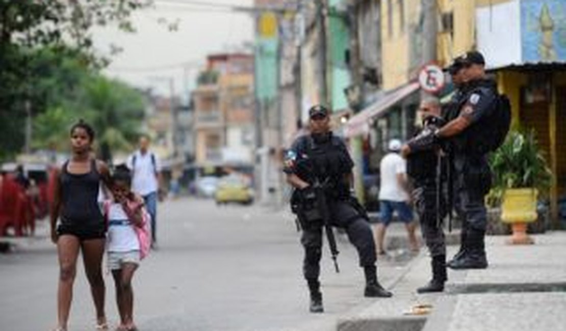 Violência deixa 16 mil estudantes sem aulas em apenas 15 dias no Rio