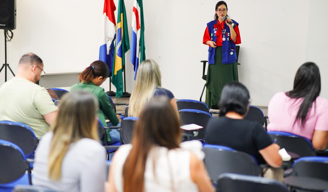 Sesau capacita técnicos municipais sobre uso da PrEP e PEP no combate ao HIV
