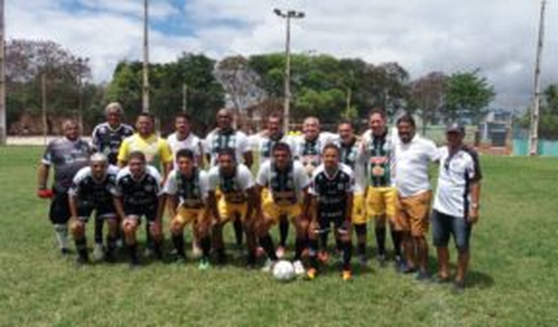 Futebol solidário conquista ex-jogadores e sócios torcedores do ASA