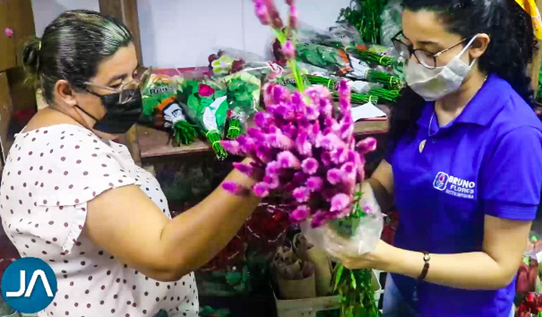 Vídeo. Bruno Flores conquista clientes e é destaque em variedades de plantas em Arapiraca