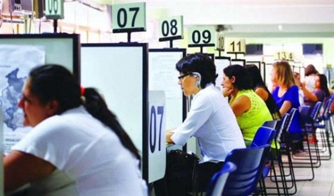 Apesar da crise, setor de serviços cresce em Alagoas