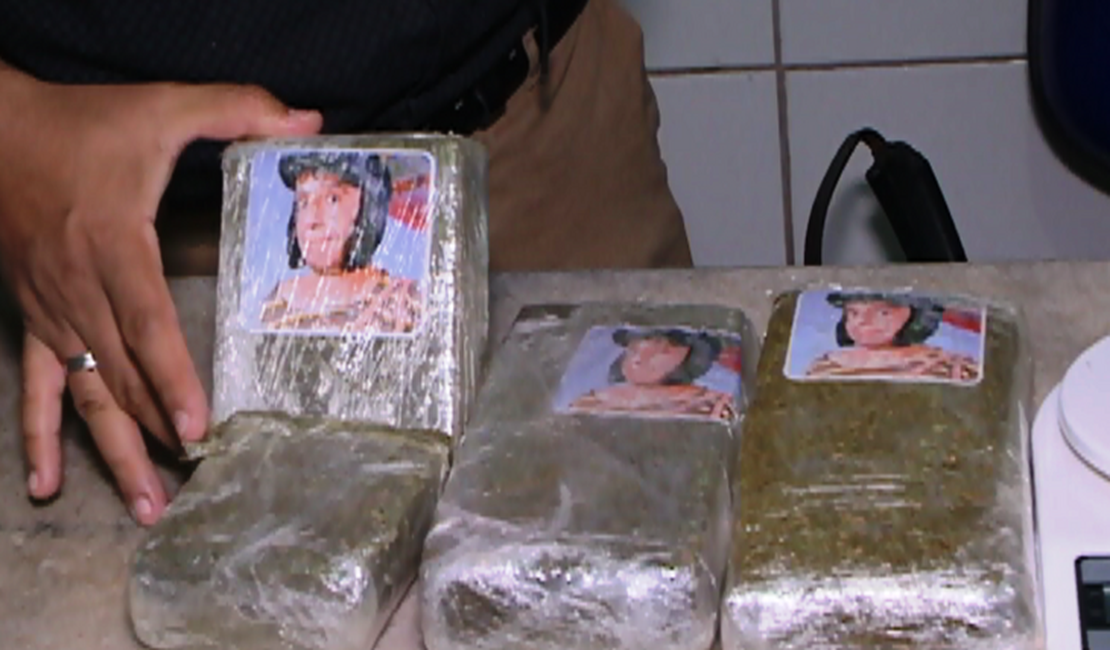 Polícia de AL apreende pela segunda vez maconha identificada com adesivo do Chaves