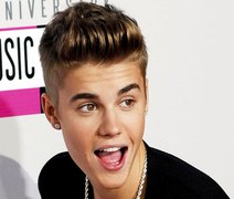 Justin Bieber é preso ao dirigir embriagado e participar de racha