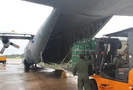 Aviões da FAB chegam a Manaus com 386 cilindros de oxigênio