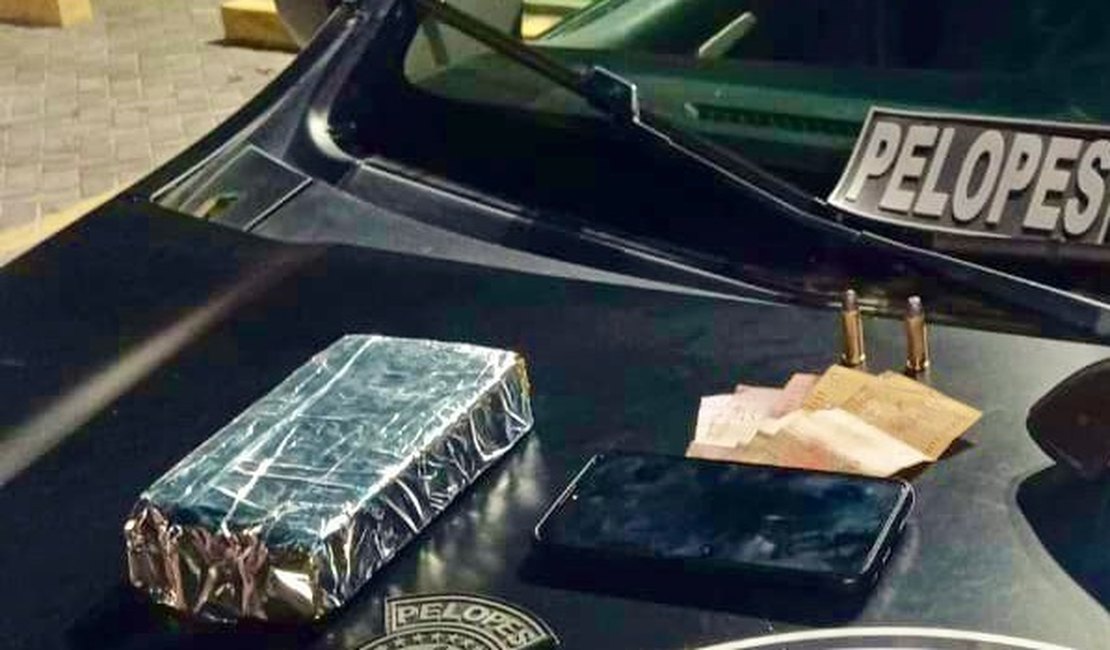 Suspeito de tráfico é preso com quase meio quilo de maconha em Junqueiro