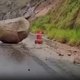 Pedra desaba na Serra da Catita e atinge BR-416 entre Ibateguara e São José da Laje
