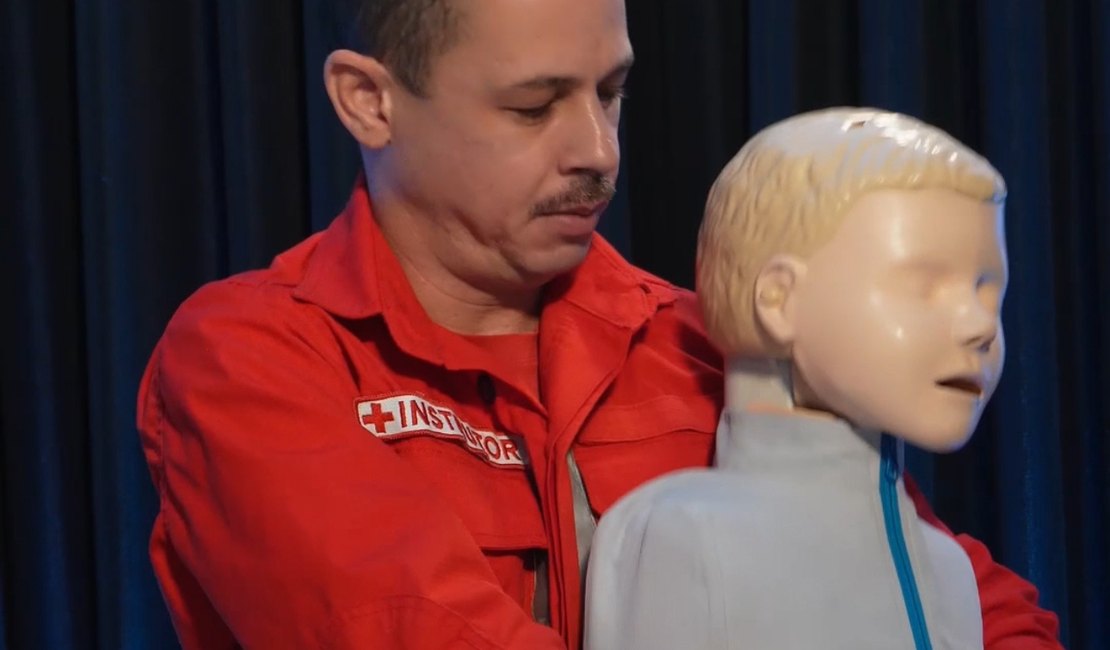 Vídeo. Bombeiro e instrutor dá dicas essenciais de primeiros socorros