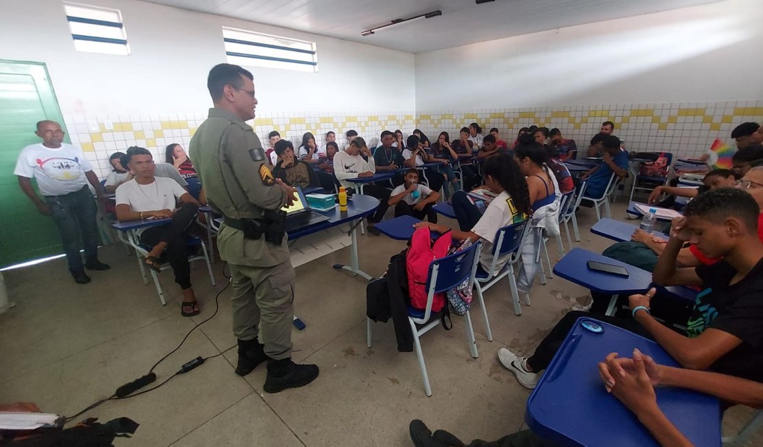 Forças policiais intensificam ações e visitas a escolas em todo o estado de Alagoas