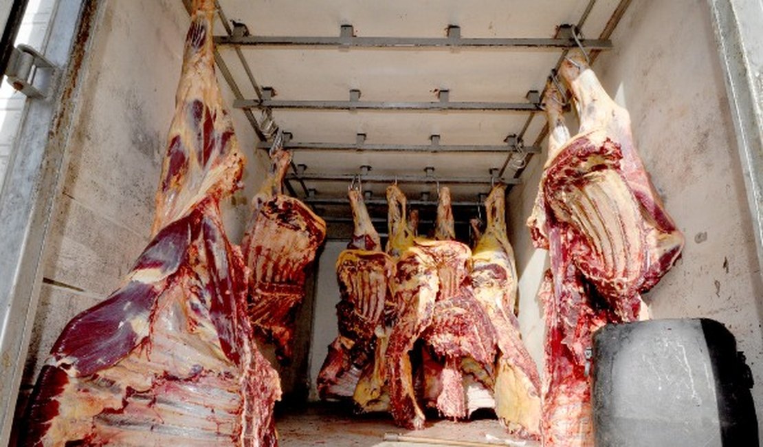 Fiscalização apreende 352 kg de carne em Palmeira dos Índios