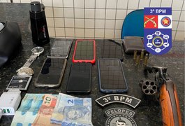 Assaltante morre em confronto com a polícia e comparsa é preso em São Sebastião