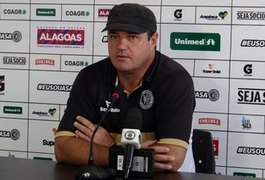 Vica diz que erros foram decisivos para primeira derrota