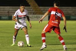CRB vence o Botafogo-SP por 2 a 1 com jogador a menos desde o primeiro minuto de jogo